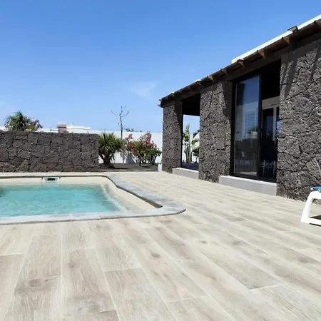 Fedelian Avec Jardin Et Piscine Chauffee * Playa Blanca (Lanzarote)